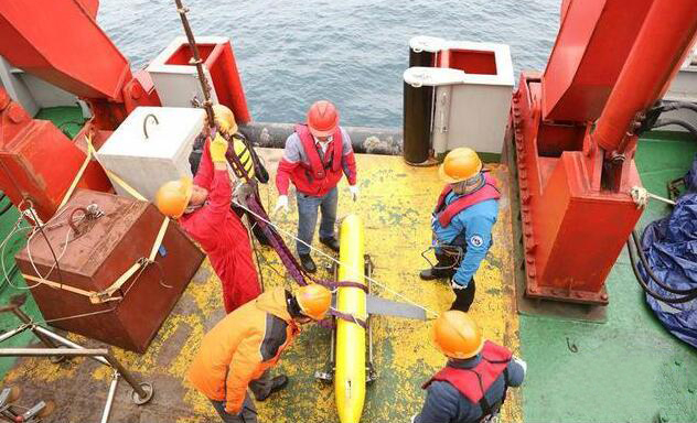内置<font color=red>电子罗盘</font>的水下滑翔机用于海域测量中